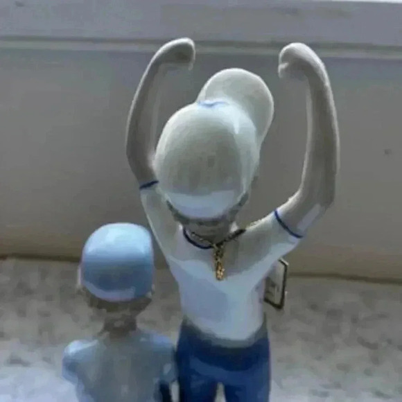 Paul Sebastian Boys Of Summer Baseball Player Vintage Porcelain Figurine - Picture 11 of 14